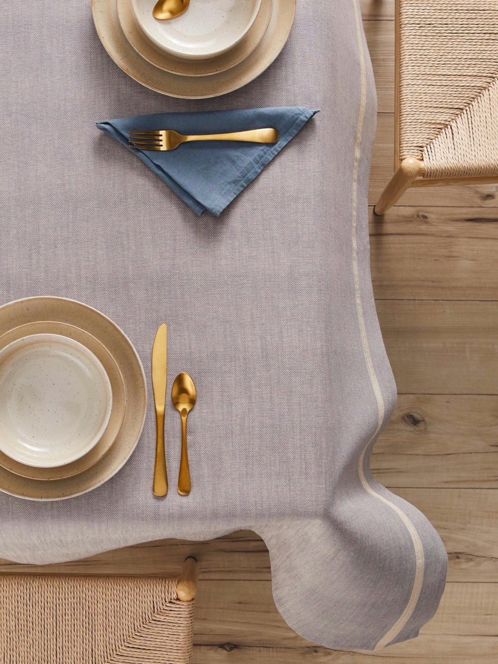 Better Homes And Gardens Gray Tablecloth with Fringe NWT
